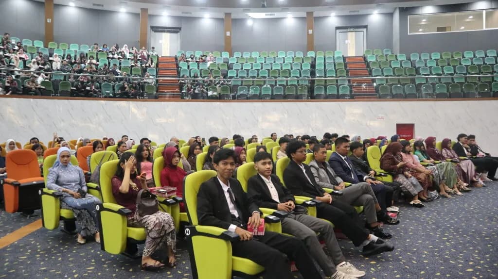 Pelepasan Siswa & Siswi Kelas XII Angkatan 70 — foto 3