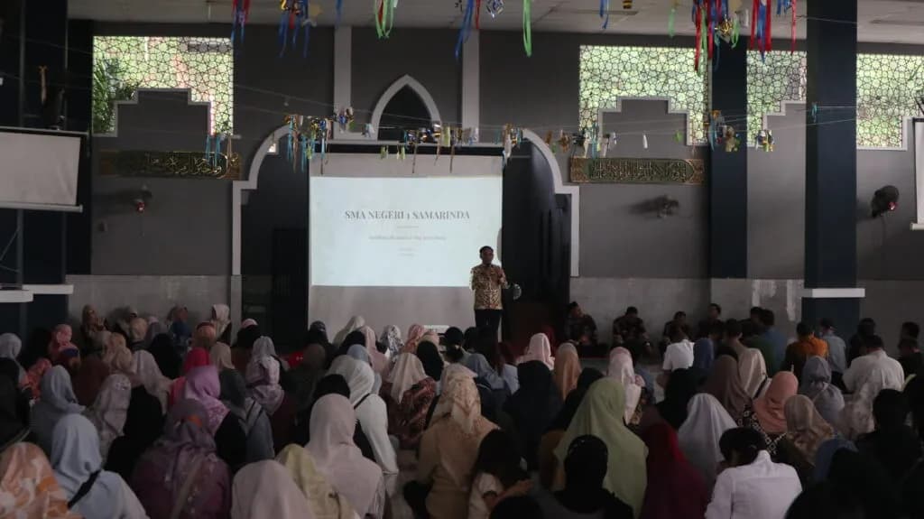 Sosialisasi Tata Tertib Sekolah dan Pembagian Rapor Semester Genap 2026 — foto 2