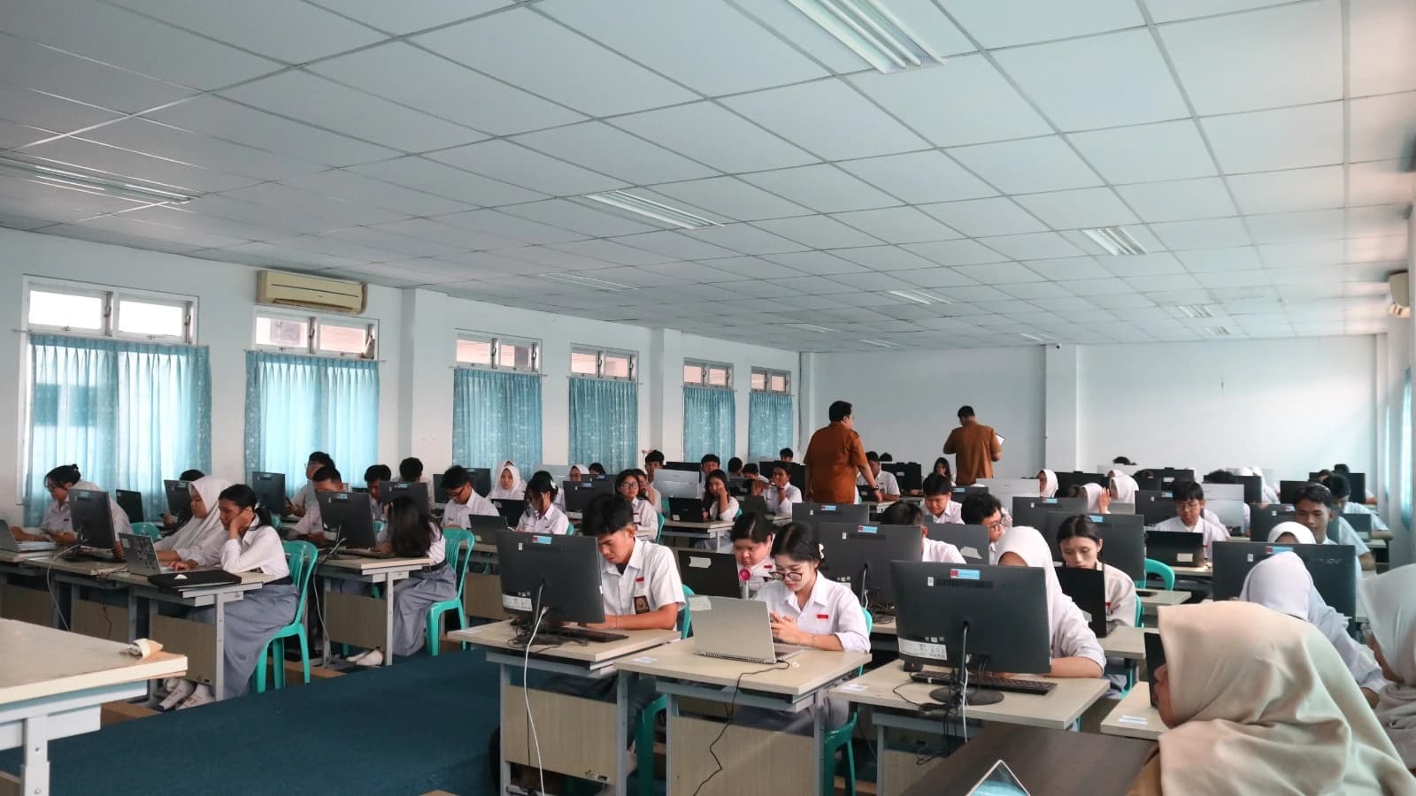 Pelaksanaan Gladi Bersih Tes Kemampuan Akademik (TKA) Kelas XII